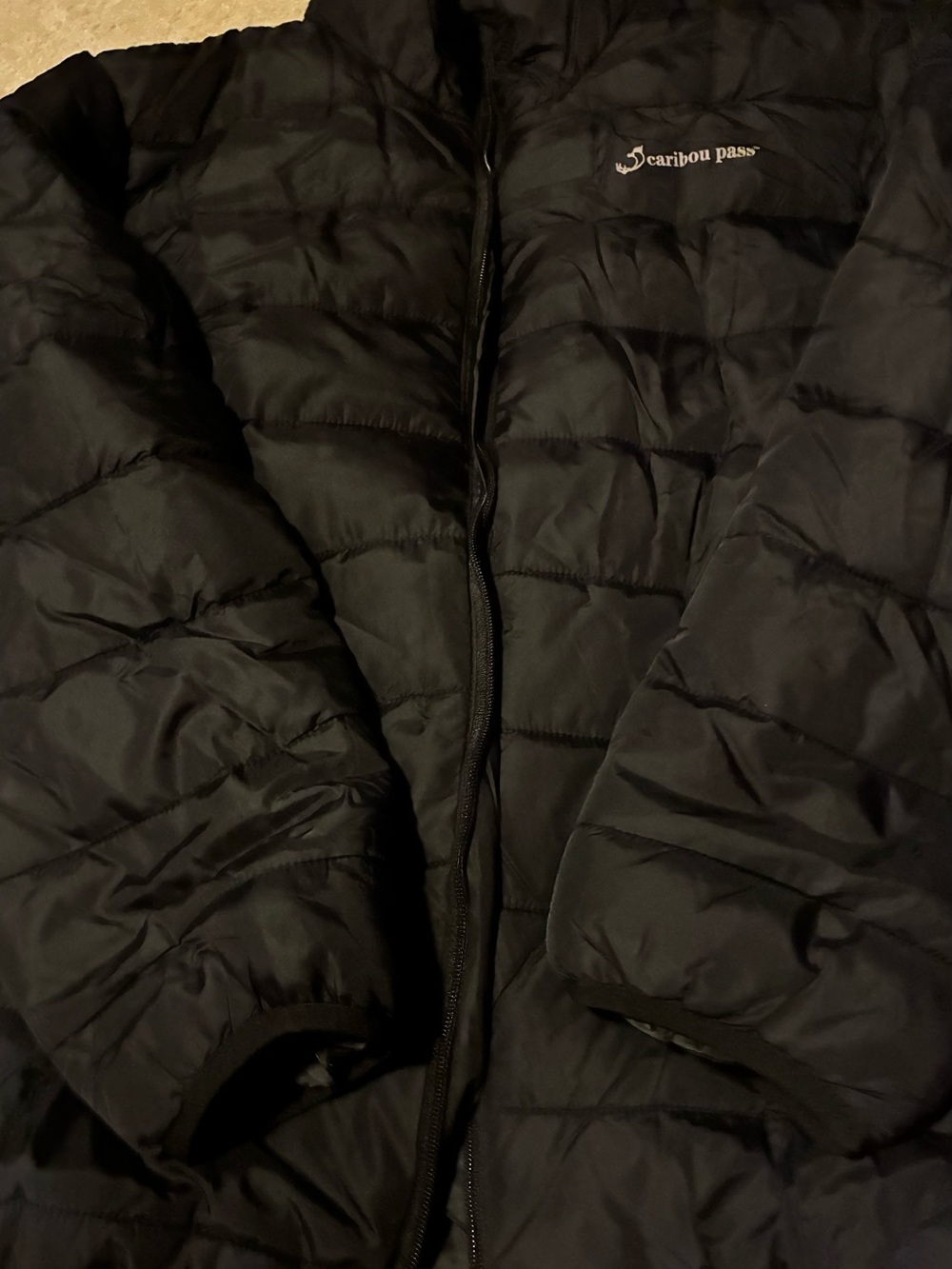 Men's Black Puffer Jacket size xl brand new no tags